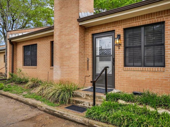 2301 Lawnmont Ave 5, Austin TX 78756