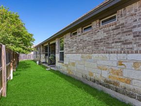 1401 Clearwing CIR, Georgetown TX 78626