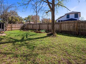 1001 Apple Cross DR, Pflugerville TX 78660