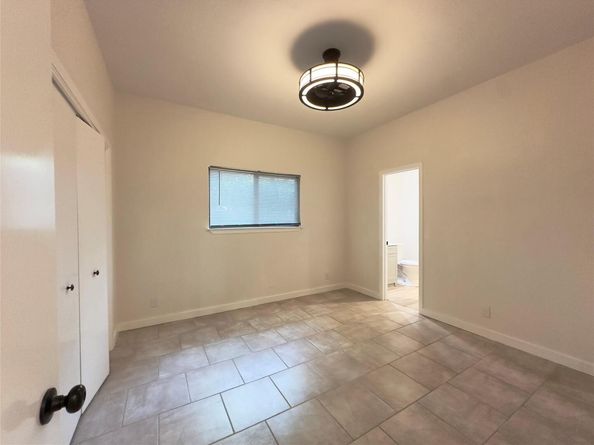 5504 Montview ST A & B, Austin TX 78756