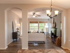 2949 Lagerway CV, Austin TX 78748