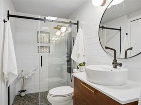 1509 W 39 1/2 St 108, Austin TX 78756