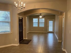711 Rolling Oak DR 117, Round Rock TX 78664