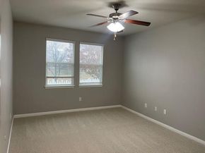 711 Rolling Oak DR 117, Round Rock TX 78664