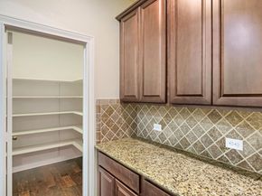 7632 Knockfin DR, Austin TX 78744