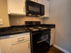 2320 Gracy Farms LN 312, Austin TX 78758