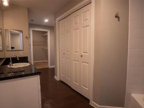 2320 Gracy Farms LN 312, Austin TX 78758