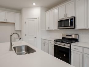 517 Prairie Wind DR, Leander TX 78641