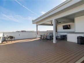 2220 Webberville RD 303, Austin TX 78702