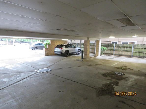 2300 Leon ST 202, Austin TX 78705