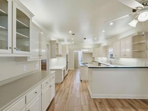 2000 Fountainwood DR, Georgetown TX 78633