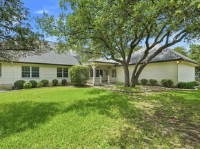 2000 Fountainwood DR, Georgetown TX 78633
