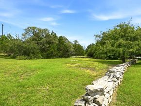2000 Fountainwood DR, Georgetown TX 78633