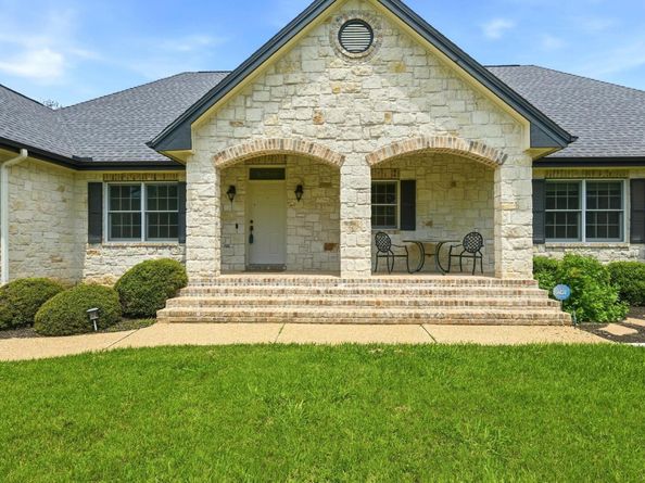 2000 Fountainwood DR, Georgetown TX 78633