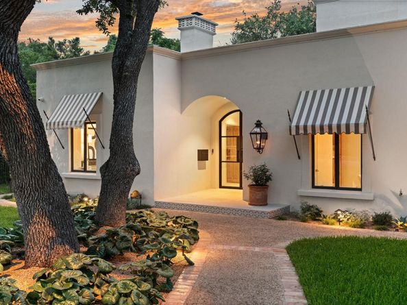 4622 Lake View DR, Austin TX 78731