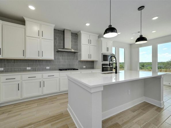 8016 Royal Mint CV, Lago Vista TX 78645