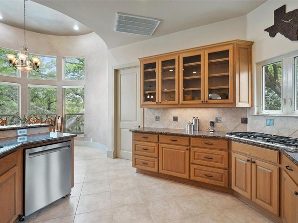 7800 Aspen Highlands DR, Austin TX 78746