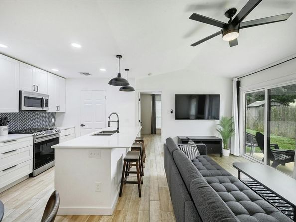 3605 Leafield DR, Austin TX 78749