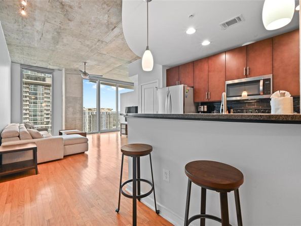360 Nueces ST 2706, Austin TX 78701