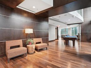 360 Nueces ST 2706, Austin TX 78701