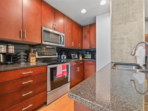 360 Nueces ST 2706, Austin TX 78701