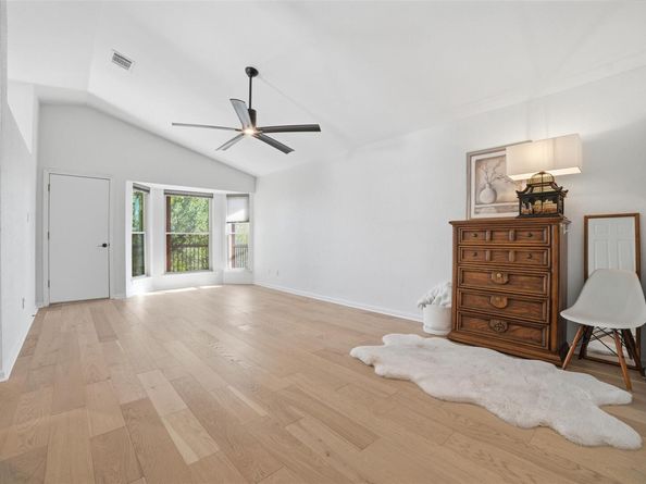 11007 Grapevine LN, Austin TX 78759