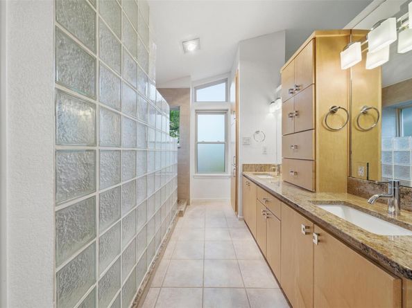 11007 Grapevine LN, Austin TX 78759