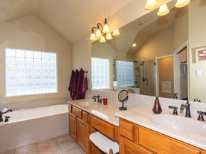 11401 Ohmfield CT, Austin TX 78739