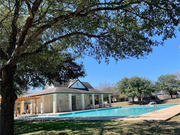 902 Valley Glen CV, Pflugerville TX 78660