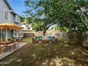 902 Valley Glen CV, Pflugerville TX 78660