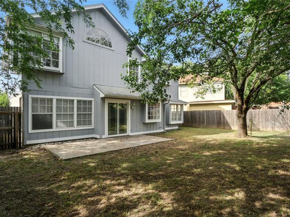 902 Valley Glen CV, Pflugerville TX 78660