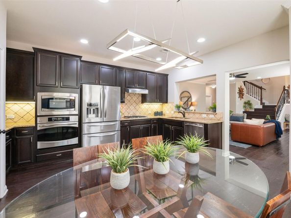 9401 Solana Vista LOOP A, Austin TX 78750