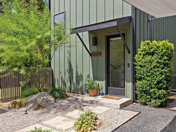 625 Tillery ST B, Austin TX 78702