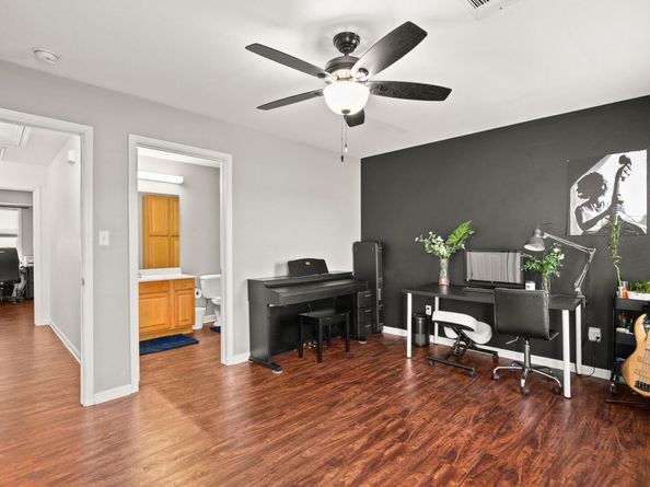 6900 E Riverside DR 17, Austin TX 78741
