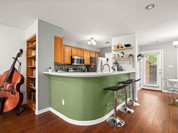 6900 E Riverside DR 17, Austin TX 78741