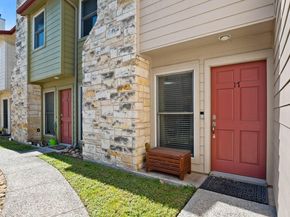 6900 E Riverside DR 17, Austin TX 78741