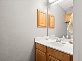 6900 E Riverside DR 17, Austin TX 78741