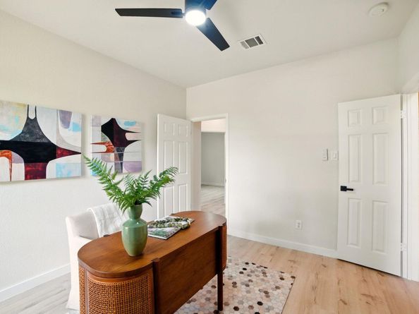 3000 Warwick WAY, Austin TX 78748