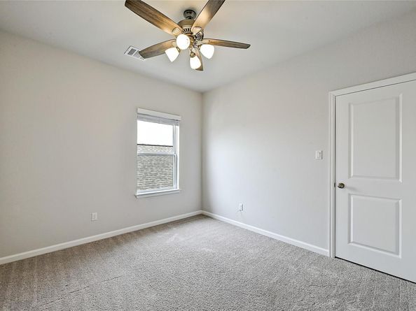 221 Banyon DR, Liberty Hill TX 78642