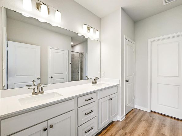 221 Banyon DR, Liberty Hill TX 78642