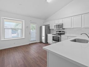 728 Gabriel Mills DR, Round Rock TX 78664