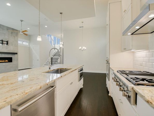 4110 Wayfarer WAY, Austin TX 78731
