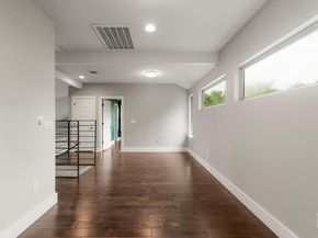 5204 Samuel Huston Ave A, Austin TX 78721