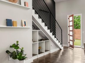 5204 Samuel Huston Ave A, Austin TX 78721