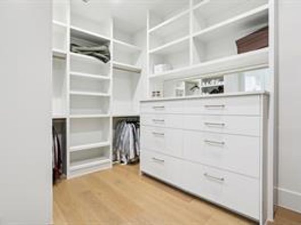 2010 Meadowridge DR, Austin TX 78704