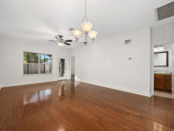 1405 Bergin CT B, Georgetown TX 78626