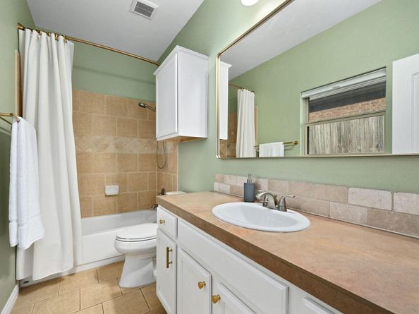 1405 Bergin CT B, Georgetown TX 78626