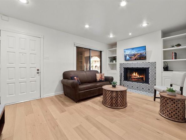 505 W 7th ST 113, Austin TX 78701