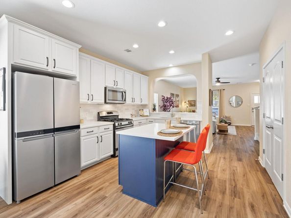 2200 Amur DR, Austin TX 78745