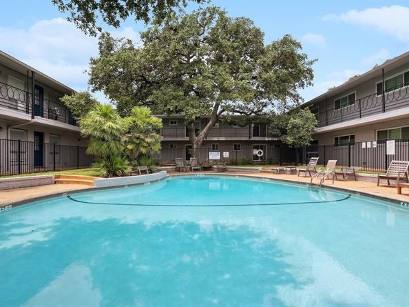 1210 Windsor RD 123, Austin TX 78703